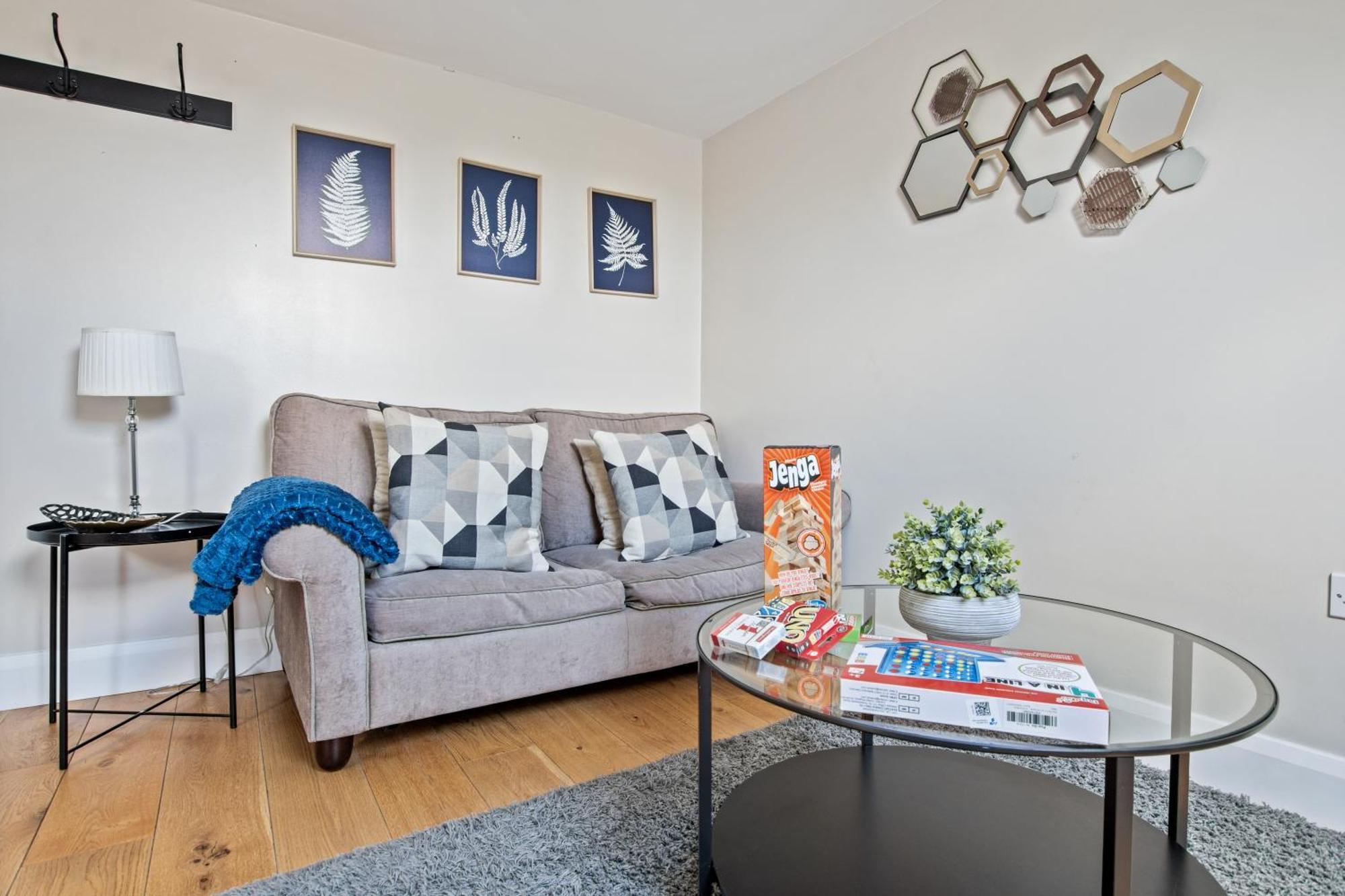 Central And Cosy Brockenhurst Flat Eksteriør billede